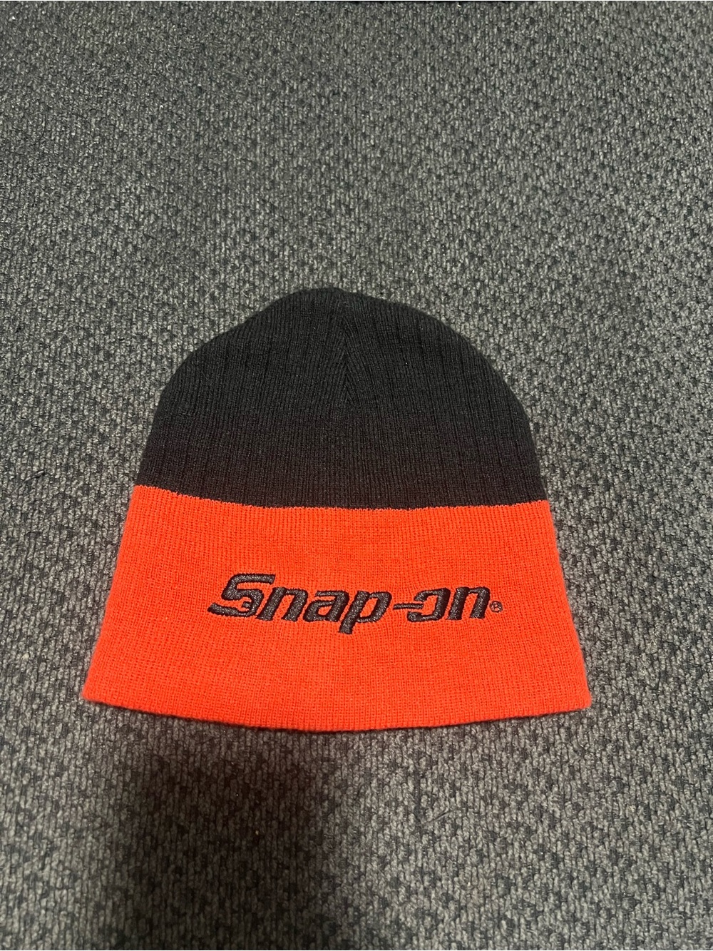 Snap-on Men's Black and Orange Knit Beanie